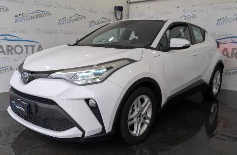 Toyota C-HR 1.8h Business e-cvt - Immagine 1