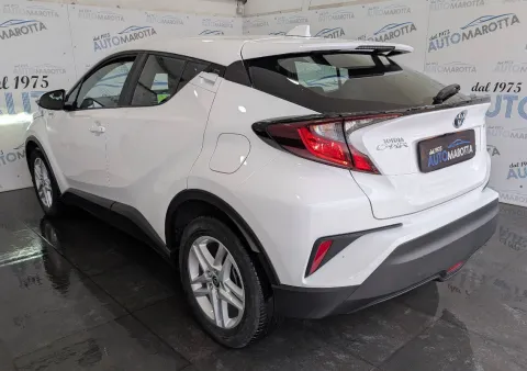 Toyota C-HR 1.8h Business e-cvt - Immagine 7