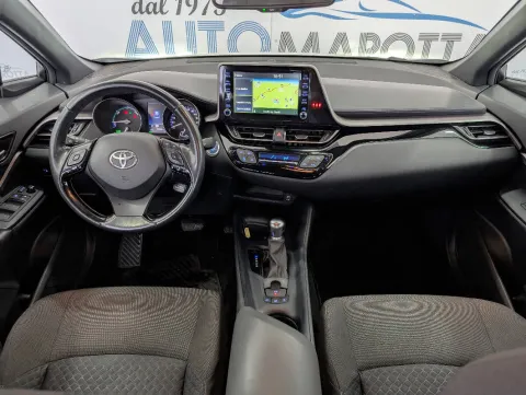 Toyota C-HR 1.8h Business e-cvt - Immagine 8