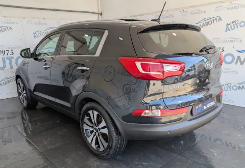 Kia Sportage 1.7 crdi Plus 2wd - Immagine 7