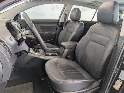 Kia Sportage 1.7 crdi Plus 2wd - Immagine 13