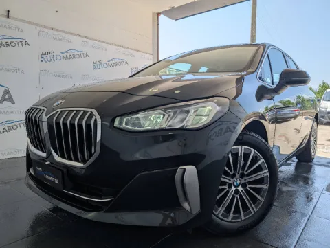 BMW 220i Active Tourer mhev 48V Luxury auto - Immagine 2
