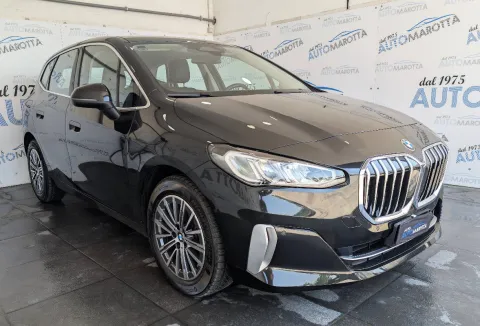 BMW 220i Active Tourer mhev 48V Luxury auto - Immagine 4