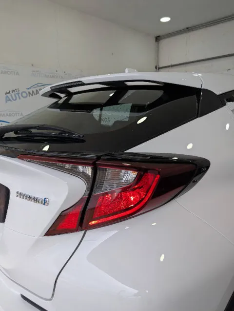 Toyota C-HR 1.8h Business e-cvt - Immagine 22