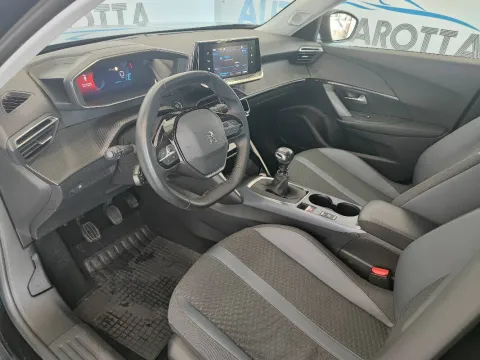 Peugeot 2008 1.2 puretech Allure s&s 130cv - Immagine 8