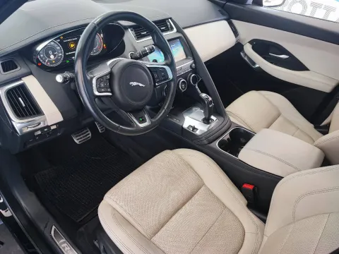 Jaguar E-Pace 2.0d i4 R-Dynamic HSE awd 150cv auto my19 - Immagine 10
