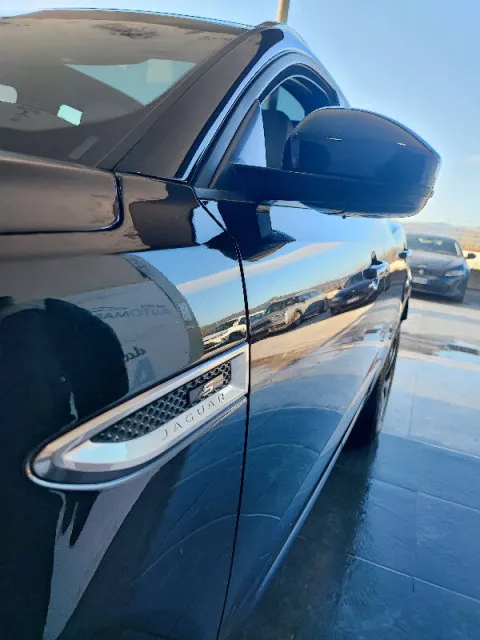 Jaguar E-Pace 2.0d i4 R-Dynamic HSE awd 150cv auto my19 - Immagine 22