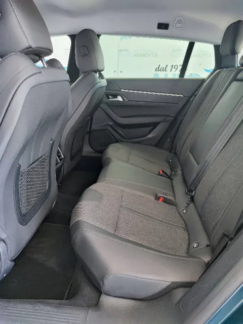 Peugeot 508 SW 2.0 bluehdi Allure s&s 160cv eat8 - Immagine 22