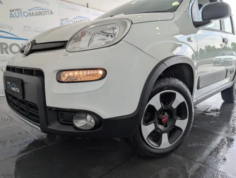 Fiat Panda 1.3 mjt 16v 4x4 s&s 95cv - Immagine 2