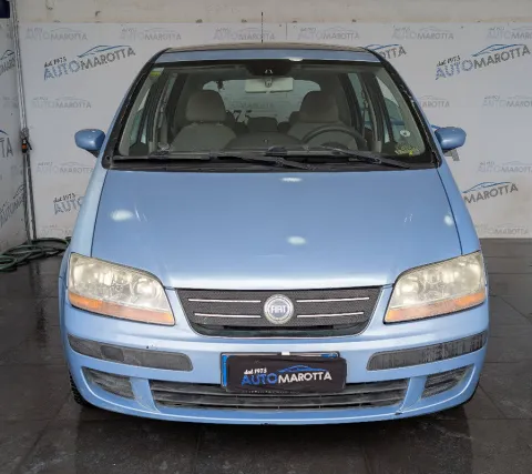 Fiat Idea 1.4 16v Dynamic - Immagine 2