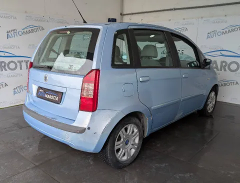Fiat Idea 1.4 16v Dynamic - Immagine 4