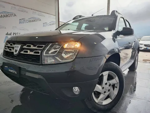 Dacia Duster 1.5 dci Prestige 4x2 s&s 90cv - Immagine 2