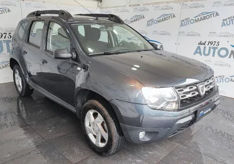 Dacia Duster 1.5 dci Prestige 4x2 s&s 90cv - Immagine 4