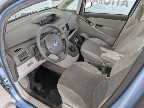 Fiat Idea 1.4 16v Dynamic - Immagine 10