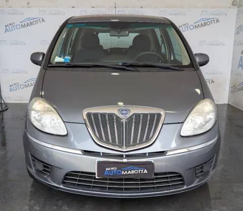 Lancia Musa 1.3 mjt Platino 90cv - Immagine 3