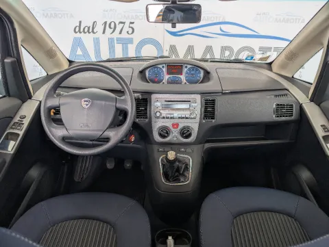 Lancia Musa 1.3 mjt Platino 90cv - Immagine 8
