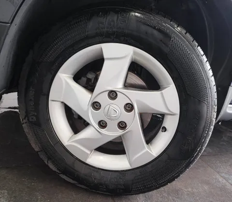 Dacia Duster 1.5 dci Prestige 4x2 s&s 90cv - Immagine 17