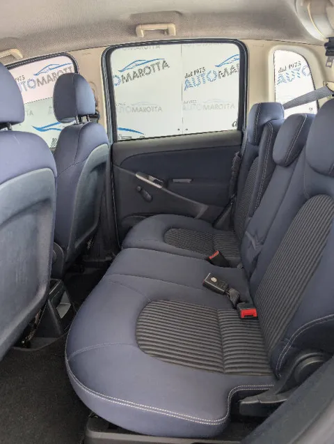 Lancia Musa 1.3 mjt Platino 90cv - Immagine 17