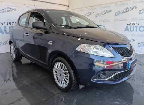 Lancia Ypsilon 1.2 Gold 69cv my16 - Immagine 4