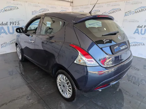 Lancia Ypsilon 1.2 Gold 69cv my16 - Immagine 7