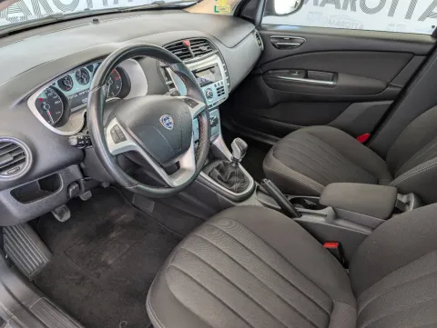 Lancia Delta 1.6 mjt Gold 105cv - Immagine 11