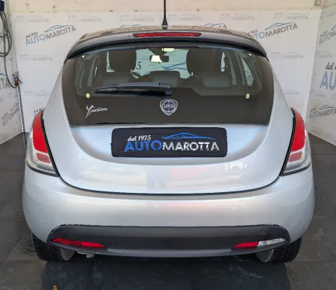 Lancia Ypsilon 1.2 8v Platinum 69cv - Immagine 6