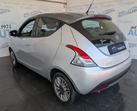 Lancia Ypsilon 1.2 8v Platinum 69cv - Immagine 7