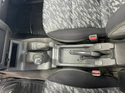 Mitsubishi L200 d.cab 2.5 tdi GLS Target 2ab 4wd - Immagine 10