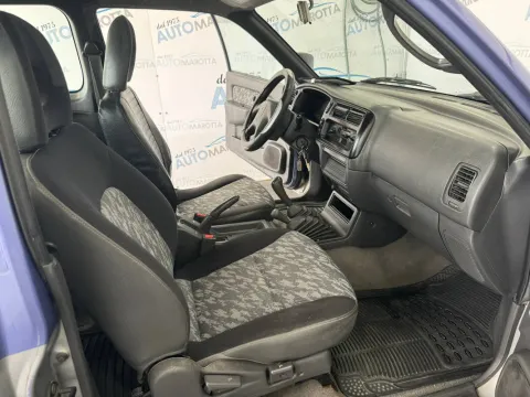 Mitsubishi L200 d.cab 2.5 tdi GLS Target 2ab 4wd - Immagine 11