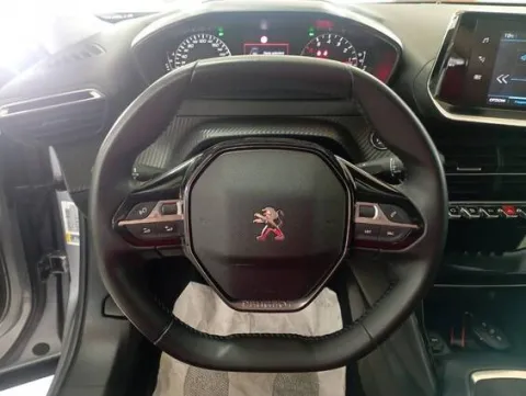 Peugeot 2008 1.2 puretech Allure Navi Pack s&s 100cv - Immagine 5