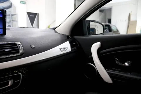 Renault Megane Coupe 1.9 dci Monaco Gp - Immagine 21