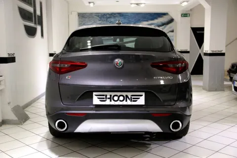 Alfa Romeo Stelvio 2.2 t Executive Q4 180cv auto - Immagine 6