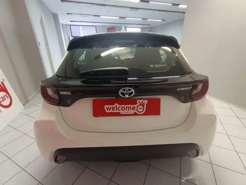 Toyota Yaris 1.5h Active - Immagine 4