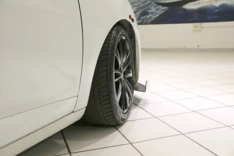 Renault Megane Coupe 1.9 dci Monaco Gp - Immagine 27