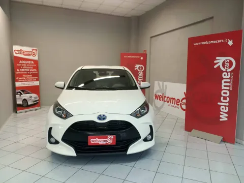 Toyota Yaris 1.5h Active - Immagine 8