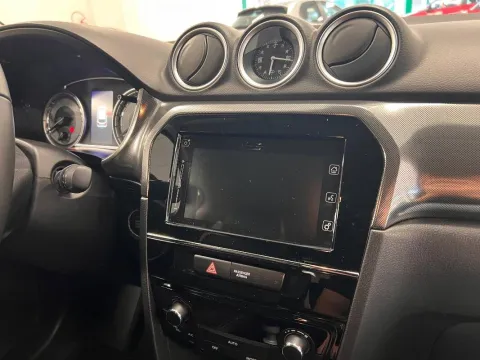 Suzuki Vitara 1.4h Top 2wd - Immagine 16