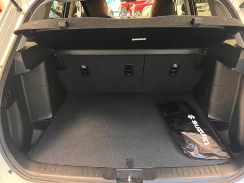 Suzuki Vitara 1.4h Top 2wd - Immagine 21