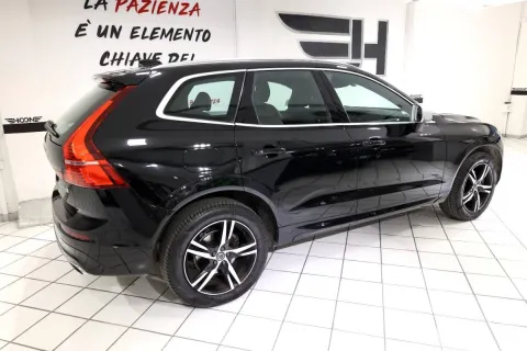 Volvo XC60 2.0 d4 R-design geartronic - Immagine 8