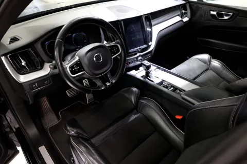 Volvo XC60 2.0 d4 R-design geartronic - Immagine 15
