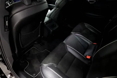 Volvo XC60 2.0 d4 R-design geartronic - Immagine 22