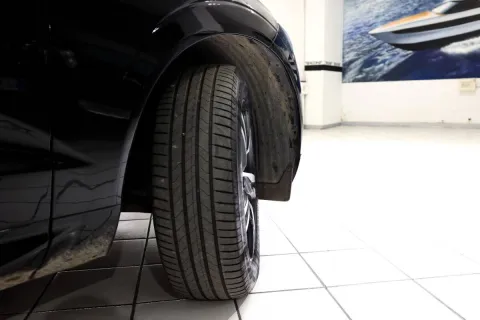 Volvo XC60 2.0 d4 R-design geartronic - Immagine 28