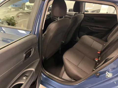 Hyundai i20 1.2 mpi Connectline 79cv mt - Immagine 11