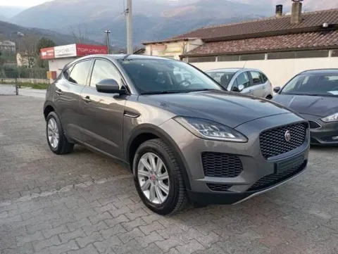 Jaguar E-Pace 2.0d i4 fwd 150cv - Immagine 1