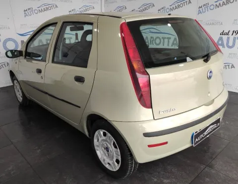 Fiat Punto 5p 1.2 natural power - Immagine 6