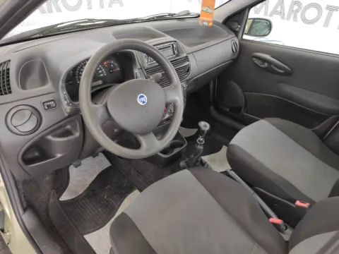 Fiat Punto 5p 1.2 natural power - Immagine 8