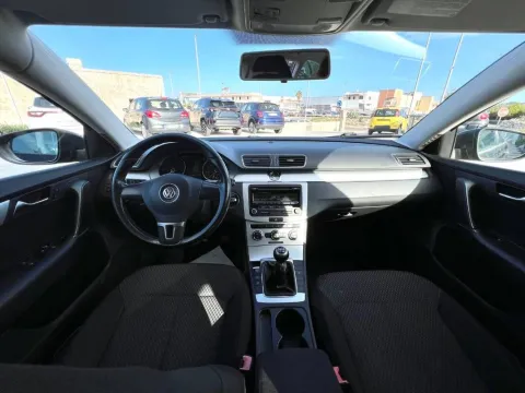 Volkswagen Passat Variant 1.6 tdi Comfortline Business - Immagine 12