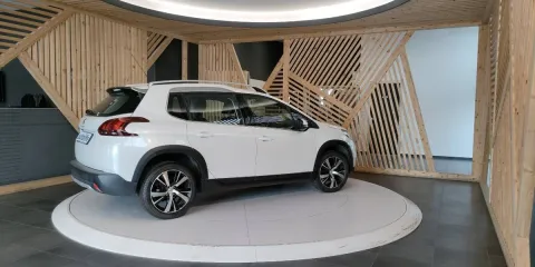 Peugeot 2008 1.6 bluehdi Allure s&s 120cv my16 - Immagine 5