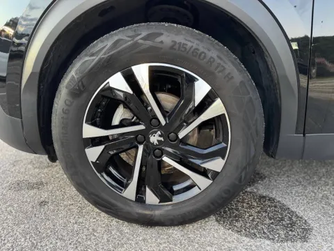 Peugeot 2008 1.2 puretech GT s&s 130cv eat8 - Immagine 15
