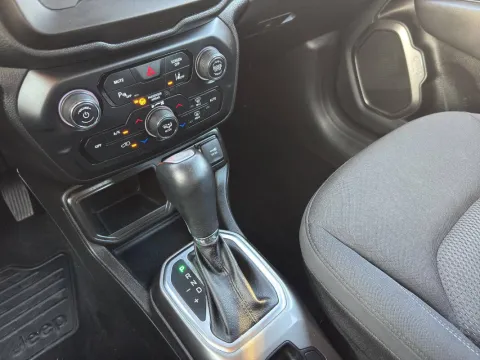 Jeep Renegade 1.6 mjt Limited 2wd 120cv ddct - Immagine 17