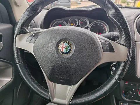 Alfa Romeo MiTo 1.4 t. Progression Gpl 120cv - Immagine 11
